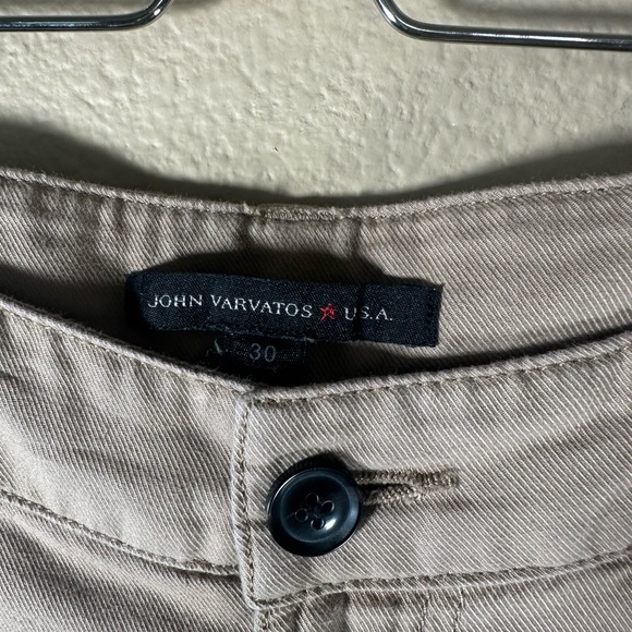 John Varvatos Men's Khaki Shorts - Picture 3 of 5